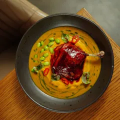 Confit de rață cu piure de țelină