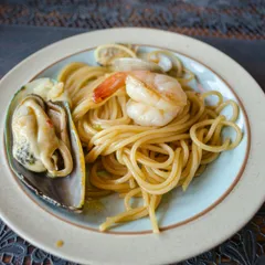 Spaghetti cu fructe de mare