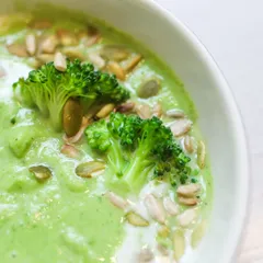 Broccoli cu smântână trufată