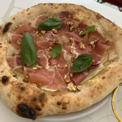 Pizza Prosciutto Crudo e Pere