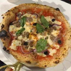 Pizza Tonno e Cipolla