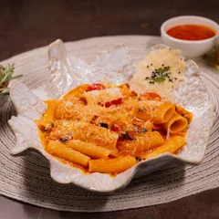 Rigatoni all'Amatriciana & Arrabbiata